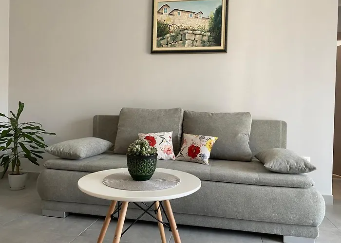 House Apartman